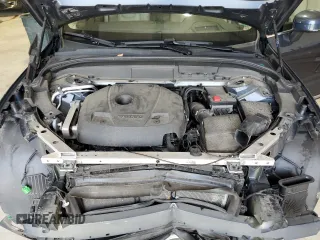 2019 Volvo XC60 Inscription with VIN LYV102RL4KB228781, listed as a Copart auction lot 62161715 with 61,501 mi miles and Salvage title. Bid and sale history available at DreamBid. Image 12.