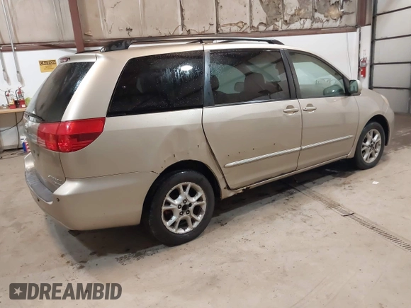 2004 Toyota Sienna XLE with VIN 5TDBA22C14S009558, listed as a IAAI auction lot 41843863 with 232,922 mi miles and . Bid and sale history available at DreamBid. Image 4.