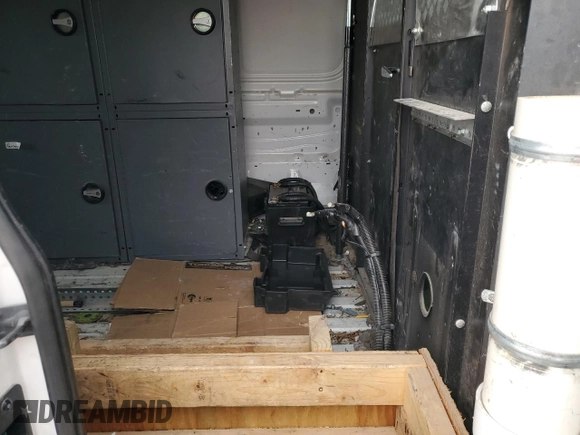 2012 Ford Econoline Cargo Super Duty Commercial с VIN 1FTSE3EL1CDB24919, выставлен на аукционе Copart как лот 52183395 с пробегом 211 154 миль миль и Списание • Salvage title. История ставок и продаж доступна на DreamBid. Изображение 11.