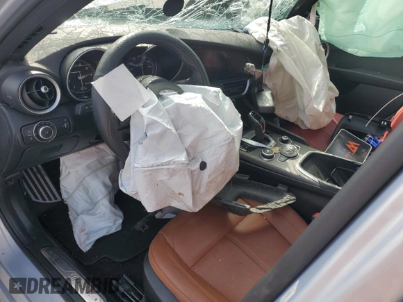 2022 Alfa Romeo Giulia Ti with VIN ZARFAMBNXN7665449, listed as a Copart auction lot 60749345 with Not provided miles and Salvage title. Bid and sale history available at DreamBid. Image 8.