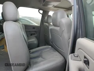 2005 Chevrolet Suburban LT with VIN 3GNEC16Z95G171753, listed as a Copart auction lot 43835725 with 80,160 mi miles and Salvage Title. Bid and sale history available at carsss.com. Image 11.