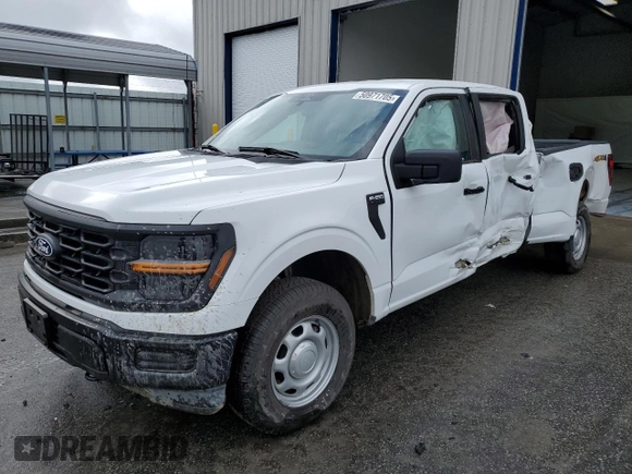 2024 Ford F-150 XL с VIN 1FTFW1L51RKE26285, выставлен на аукционе Copart как лот 50971705 с пробегом 4 800 миль миль и Списание • Salvage title. История ставок и продаж доступна на DreamBid. Изображение 1.