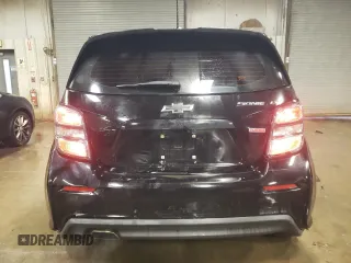2018 Chevrolet Sonic LT z VIN 1G1JD6SB8J4139628, wystawiony jako Copart lot #84888984 z przebiegiem 81 790 mil mil oraz Szkoda całkowita • Salvage title. Historia ofert i sprzedaży dostępna na DreamBid. Obrazek 6.