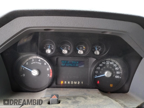 2014 Ford F-250 XL with VIN 1FTBF2B69EEA26787, listed as a Copart auction lot 49214335 with 62,142 mi miles and Salvage title. Bid and sale history available at DreamBid. Image 9.