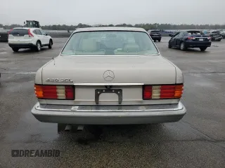 1989 Mercedes-Benz 420 420SEL with VIN WDBCA35E1KA465561, listed as a Copart auction lot 61400034 with 95,852 mi miles and Non Repairable. Bid and sale history available at carsss.com. Image 6.