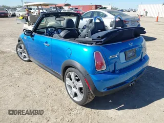 2007 MINI Convertible S with VIN WMWRH33547TL94374, listed as a IAAI auction lot 40910780 with 45,162 mi miles and . Bid and sale history available at DreamBid. Image 3.