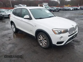 2015 BMW X3 xDrive28i z VIN 5UXWX9C59F0D53672, wystawiony jako IAAI lot #41975259 z przebiegiem 82 852 mil mil oraz . Historia ofert i sprzedaży dostępna na DreamBid. Obrazek 1.