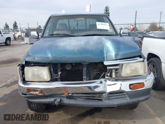 1996 Toyota T100 SR5 z VIN JT4UN24D7T0029477, wystawiony jako IAAI lot #41484412 z przebiegiem 260 843 mil mil oraz . Historia ofert i sprzedaży dostępna na DreamBid. Obrazek 13.