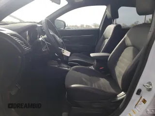 2022 Mitsubishi Outlander Sport SE z VIN JA4AJVAW2NU606282, wystawiony jako Copart lot #73378103 z przebiegiem 21 230 mil mil oraz . Historia ofert i sprzedaży dostępna na DreamBid. Obrazek 7.