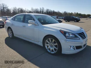 2013 Hyundai Equus Signature with VIN KMHGH4JH2DU071858, listed as a Copart auction lot 52321715 with 46,853 mi miles and Clean Title. Bid and sale history available at DreamBid. Image 4.