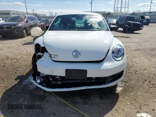 2015 Volkswagen Beetle Fleet Edition with VIN 3VWF17AT8FM647418, listed as a Copart auction lot 50605905 with 105,671 mi miles and Salvage Title. Bid and sale history available at DreamBid. Image 5.