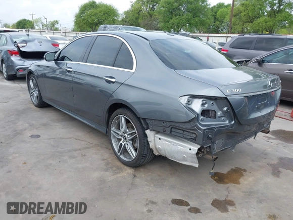 2019 Mercedes-Benz E 300 with VIN WDDZF4KB4KA489825, listed as a IAAI auction lot 41878228 with 55,029 mi miles and . Bid and sale history available at DreamBid. Image 3.