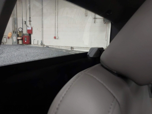 2016 Ford F-150 XL with VIN 1FTMF1C82GFB06576, listed as a IAAI auction lot 41630414 with 91,413 mi miles. Bid and sale history available at carsss.com. Image 8.
