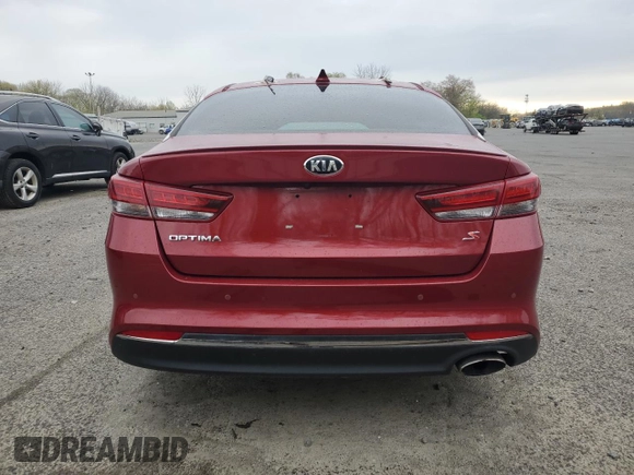 2018 Kia Optima LX z VIN 5XXGT4L38JG215290, wystawiony jako Copart lot #52814095 z przebiegiem 105 495 mil mil oraz Szkoda całkowita • Salvage title. Historia ofert i sprzedaży dostępna na DreamBid. Obrazek 6.