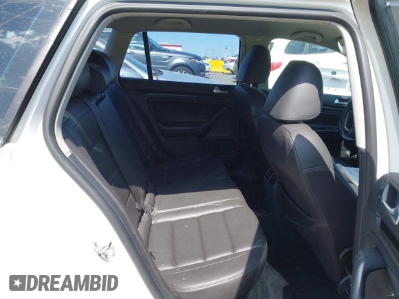 2013 Volkswagen Jetta TDI w/Sunroof & Nav with VIN 3VWPL7AJ4DM628875, listed as a IAAI auction lot 42513999 with 130,766 mi miles and . Bid and sale history available at DreamBid. Image 8.