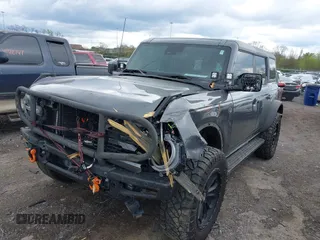 2022 Ford Bronco with VIN 1FMEE5DP4NLA83591, listed as a IAAI auction lot 42016765 with 40,554 mi miles. Bid and sale history available at carsss.com. Image 2.