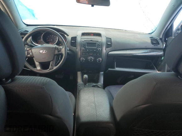 2012 Kia Sorento LX with VIN 5XYKT3A11CG231965, listed as a Copart auction lot 52012875 with 271,965 mi miles and Salvage Title. Bid and sale history available at carsss.com. Image 8.