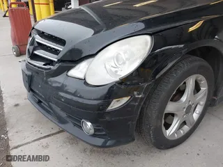2009 Mercedes-Benz R-Class 3.0L BlueTEC with VIN 4JGCB25EX9A095757, listed as a IAAI auction lot 41831218 with 124,689 mi miles. Bid and sale history available at carsss.com. Image 6.