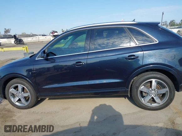2015 Audi Q3 Premium Plus с VIN WA1EFCFSXFR007096, выставлен на аукционе IAAI как лот 42781603 с пробегом 156 717 миль миль и . История ставок и продаж доступна на DreamBid. Изображение 14.