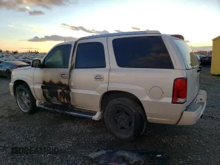 2004 Cadillac Escalade z VIN 1GYEK63N64R200175, wystawiony jako Copart lot #86566364 z przebiegiem Nie podano mil oraz Szkoda całkowita • Salvage title. Historia ofert i sprzedaży dostępna na DreamBid. Obrazek 2.