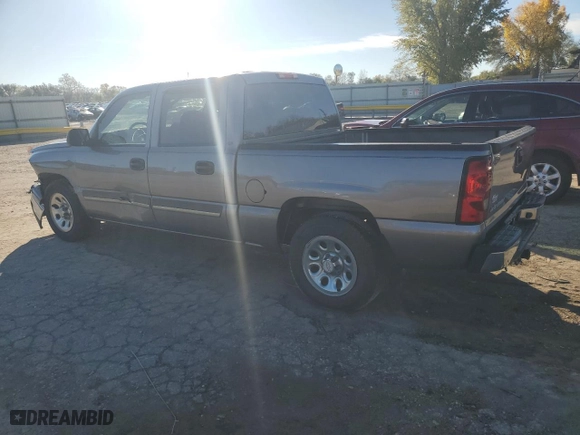 2007 Chevrolet Silverado 1500 Classic LS with VIN 2GCEC13V271160633, listed as a Copart auction lot 79932054 with 169,697 mi miles and Salvage Title. Bid and sale history available at carsss.com. Image 2.