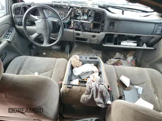 2004 Chevrolet Tahoe LS with VIN 1GNEC13Z64R289200, listed as a Copart auction lot 74553534 with 209,815 mi miles and Salvage Title. Bid and sale history available at carsss.com. Image 8.