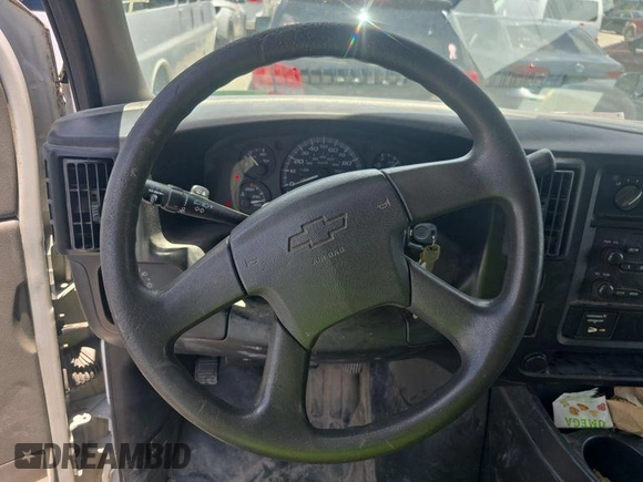 2005 Chevrolet Express Passenger with VIN 1GAHG39U151149680, listed as a IAAI auction lot 42633644 with 165,707 mi miles and . Bid and sale history available at DreamBid. Image 43.