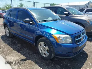 2009 Dodge Caliber SXT z VIN 1B3HB48A89D174195, wystawiony jako IAAI lot #42223545 z przebiegiem 116 554 mil mil oraz . Historia ofert i sprzedaży dostępna na DreamBid. Obrazek 1.