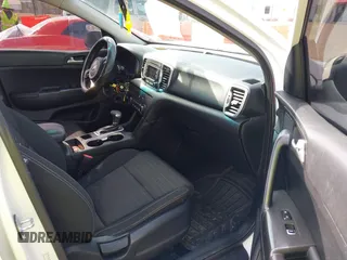2018 Kia Sportage LX with VIN KNDPMCAC8J7372403, listed as a IAAI auction lot 41763496 with 92,651 mi miles and . Bid and sale history available at carsss.com. Image 5.
