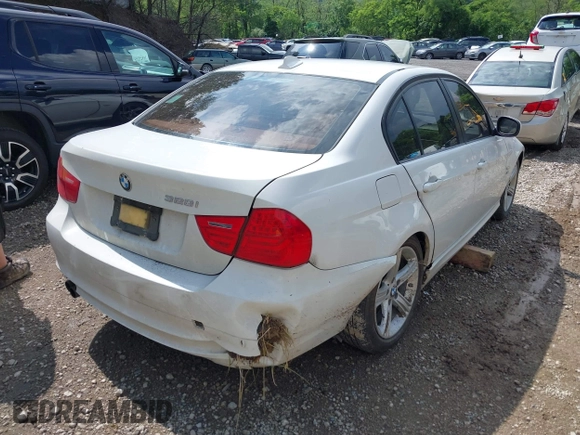 2011 BMW 3 Series 328i xDrive with VIN WBAPK5G50BNN29913, listed as a IAAI auction lot 42530235 with 206,247 mi miles and . Bid and sale history available at DreamBid. Image 4.