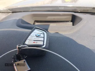 2019 BMW 5 Series 540i с VIN WBAJE5C5XKWW20300, выставлен на аукционе IAAI как лот 42139380 с пробегом 32 802 миль миль и . История ставок и продаж доступна на DreamBid. Изображение 11.