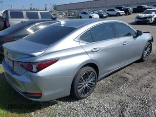 2023 Lexus ES with VIN 58ADA1C15PU029154, listed as a IAAI auction lot 41232311 with 15,900 mi miles. Bid and sale history available at carsss.com. Image 4.