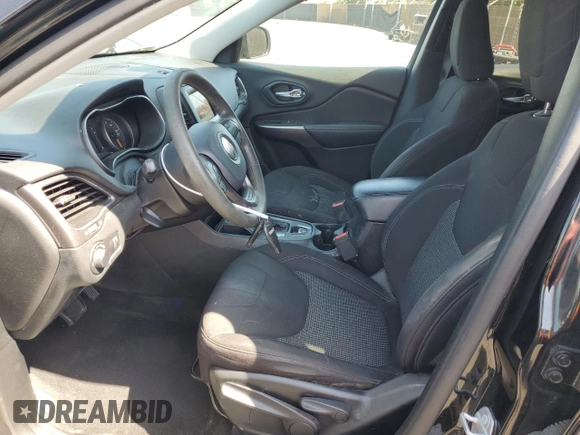 2020 Jeep Cherokee Latitude с VIN 1C4PJLCB7LD585795, выставлен на аукционе Copart как лот 60171755 с пробегом 57 568 миль миль и Списание • Salvage title. История ставок и продаж доступна на DreamBid. Изображение 7.