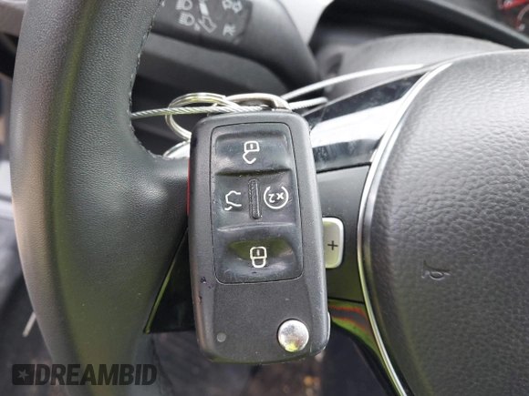 2021 Volkswagen Passat SE z VIN 1VWSA7A37MC009030, wystawiony jako IAAI lot #41172489 z przebiegiem 70 100 mil mil oraz . Historia ofert i sprzedaży dostępna na DreamBid. Obrazek 11.