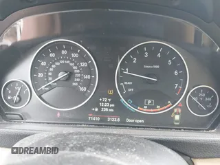 2013 BMW 3 Series 328i xDrive с VIN WBA3B3C57DF530191, выставлен на аукционе IAAI как лот 42517863 с пробегом 71 410 миль миль и . История ставок и продаж доступна на DreamBid. Изображение 7.