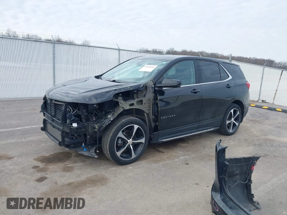2020 Chevrolet Equinox LT with VIN 2GNAXKEV8L6105369, listed as a IAAI auction lot 41650666 with 114,052 mi miles. Bid and sale history available at carsss.com. Image 17.