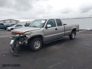 2000 Chevrolet Silverado 2500 LS with VIN 1GCGC29U0YE234581, listed as a IAAI auction lot 41706575 with 173,107 mi miles. Bid and sale history available at carsss.com. Image 21.