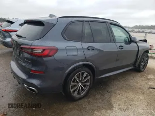 2021 BMW X5 sDrive40i with VIN 5UXCR4C07M9E57607, listed as a Copart auction lot 68970332 with 0 mi miles. Bid and sale history available at carsss.com. Image 3.