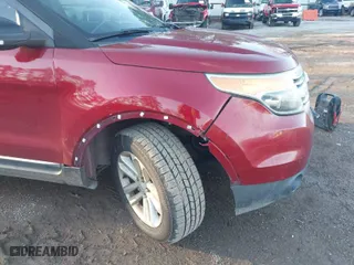 2014 Ford Explorer XLT with VIN 1FM5K7D94EGA02748, listed as a IAAI auction lot 41123742 with 246,910 mi miles. Bid and sale history available at carsss.com. Image 6.