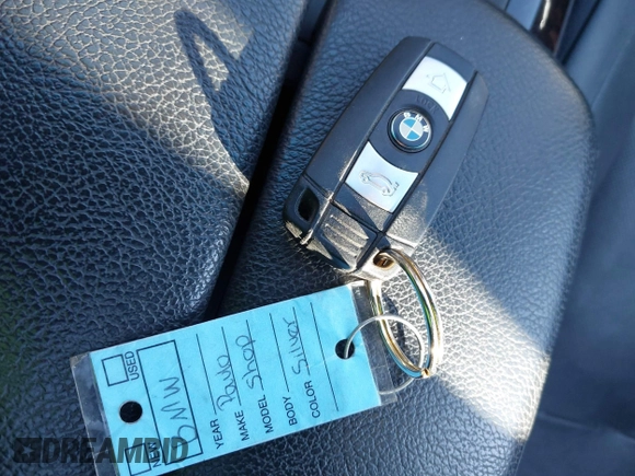 2010 BMW X5 35d with VIN 5UXFF0C54ALT77185, listed as a IAAI auction lot 41699375 with 151,770 mi miles. Bid and sale history available at carsss.com. Image 11.