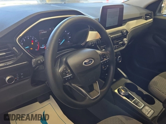 2020 Ford Escape SE with VIN 1FMCU9G63LUB82205, listed as a IAAI auction lot 42663574 with 91,305 mi miles and . Bid and sale history available at DreamBid. Image 3.