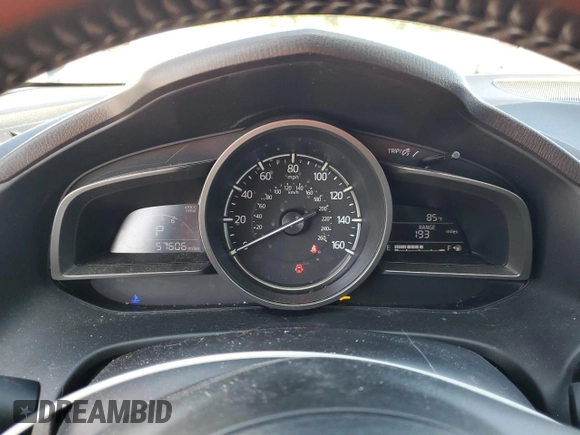 2017 Mazda 3 Touring z VIN JM1BN1L7XH1102372, wystawiony jako Copart lot #61180195 z przebiegiem 57 606 mil mil oraz Szkoda całkowita • Salvage title. Historia ofert i sprzedaży dostępna na DreamBid. Obrazek 9.