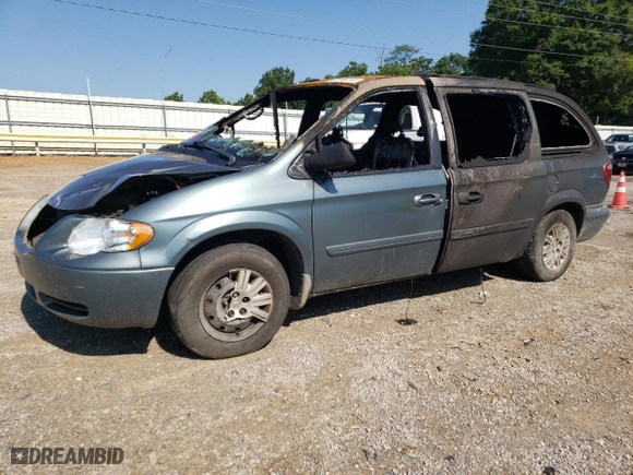 2006 Chrysler Town & Country LWB LX with VIN 2A4GP44R46R888531, listed as a Copart auction lot 61796114 with 0 mi miles and Non Repairable. Bid and sale history available at carsss.com. Image 1.