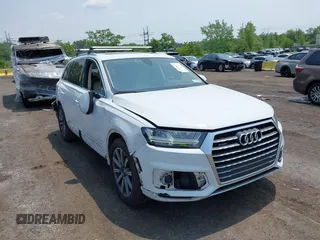 2017 Audi Q7 Prestige z VIN WA1VABF77HD030761, wystawiony jako IAAI lot #42459623 z przebiegiem 87 068 mil mil oraz . Historia ofert i sprzedaży dostępna na DreamBid. Obrazek 1.