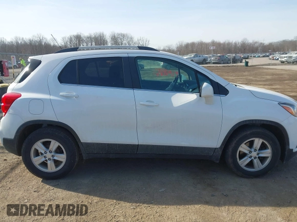 2018 Chevrolet Trax LT with VIN 3GNCJLSB0JL327617, listed as a IAAI auction lot 41801919 with 87,777 mi miles and . Bid and sale history available at carsss.com. Image 13.