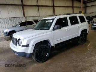 2011 Jeep Patriot Sport with VIN 1J4NF1GB0BD278128, listed as a Copart auction lot 52600995 with 177,000 mi miles and Salvage Title. Bid and sale history available at carsss.com. Image 1.
