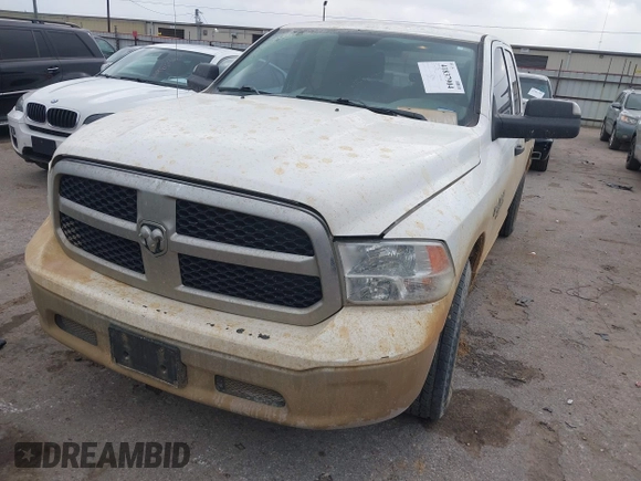 2019 Ram 1500 Express z VIN 1C6RR7FT5KS726409, wystawiony jako IAAI lot #41837904 z przebiegiem 151 673 mil mil oraz . Historia ofert i sprzedaży dostępna na DreamBid. Obrazek 17.