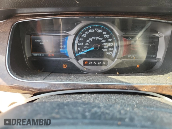 2017 Ford Taurus Limited with VIN 1FAHP2F83HG104370, listed as a Copart auction lot 61779915 with 105,849 mi miles and Clean title. Bid and sale history available at DreamBid. Image 9.
