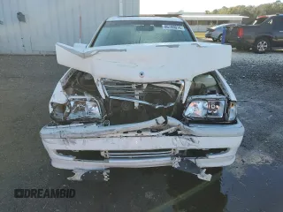 1998 Mercedes-Benz C 230/260/280/320 with VIN WDBHA29G0WF679266, listed as a Copart auction lot 86760014 with 253,165 mi miles and Salvage Title. Bid and sale history available at carsss.com. Image 5.