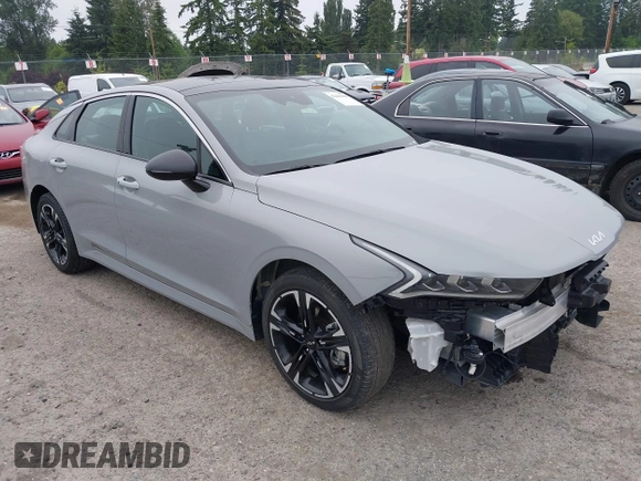 2022 Kia K5 GT-Line z VIN 5XXG64J2XNG133729, wystawiony jako IAAI lot #42440669 z przebiegiem 36 376 mil mil oraz . Historia ofert i sprzedaży dostępna na DreamBid. Obrazek 1.